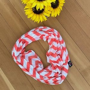 NWT Coral and White Scarf